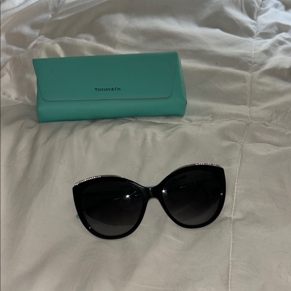 Tiffany & Co. Black Oversized Cat-Eye Sunglasses
